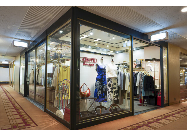 34.アビステ ブティック
